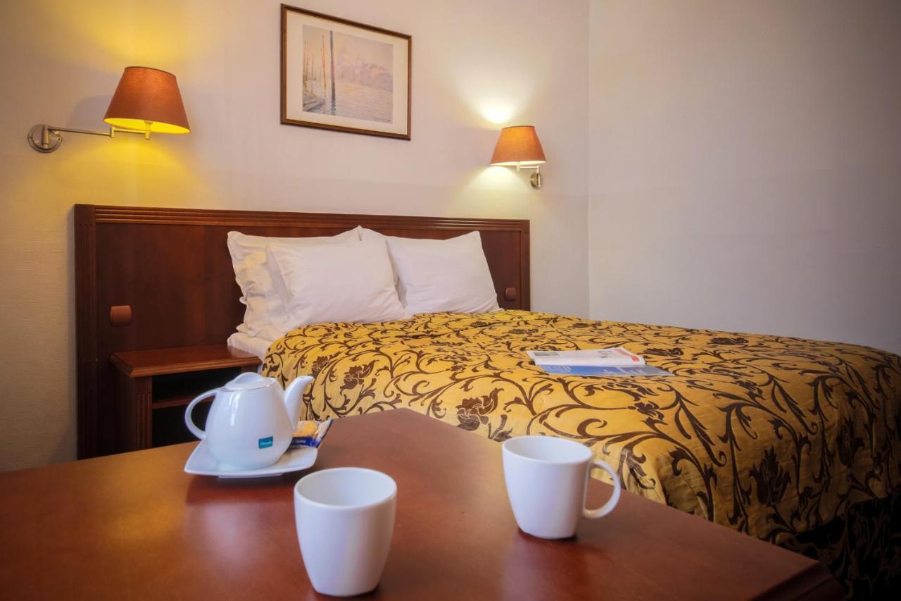 Red Carpet Hostel كراكوفيا المظهر الخارجي الصورة