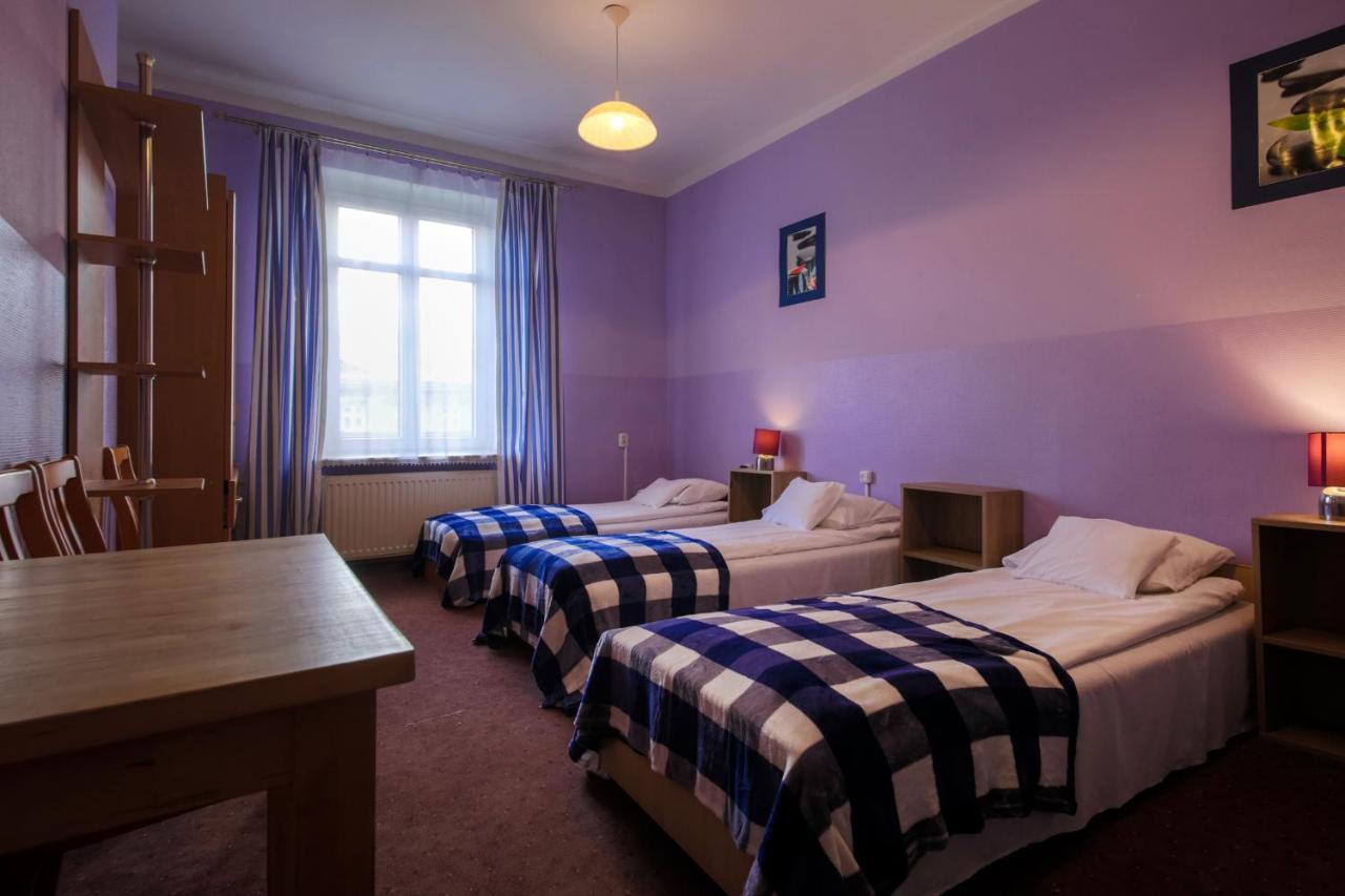 Red Carpet Hostel كراكوفيا المظهر الخارجي الصورة